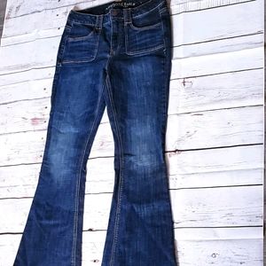 American Eagle High Waist Artist Flare Jean 8 dark